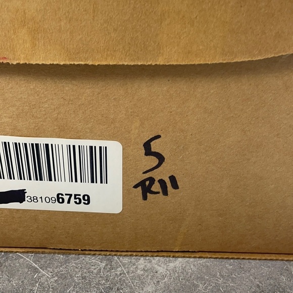 TimeTang Strap Heels Black Size 6.5m - Picture 9 of 9